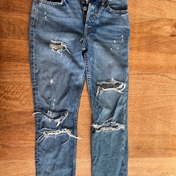 GRLFRND high rise Karolina distressed jeans size 24 from revolve - Picture 2 of 4